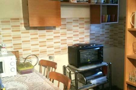 Communist Style Apartment Tirana Kültér fotó